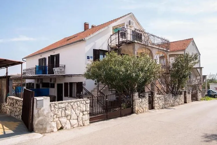 Apartments Fidelis - Two Bedroom Apartment With Terrace And Pool View 5 Trogir