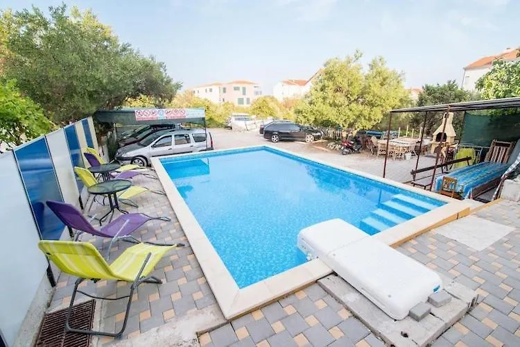 Apartments Fidelis - Two Bedroom Apartment With Terrace And Pool View 5 Trogir