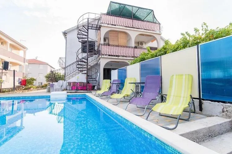Apartments Fidelis - Two Bedroom Apartment With Terrace And Pool View 5 Trogir